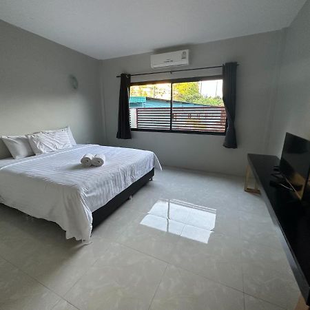 Pine Home Krabi town Extérieur photo