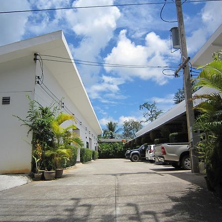 Pine Home Krabi town Extérieur photo