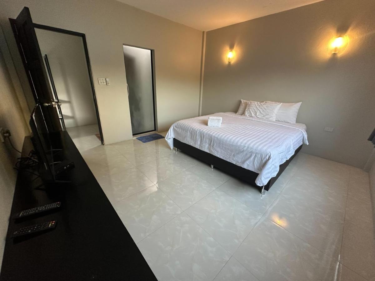 Pine Home Krabi town Extérieur photo